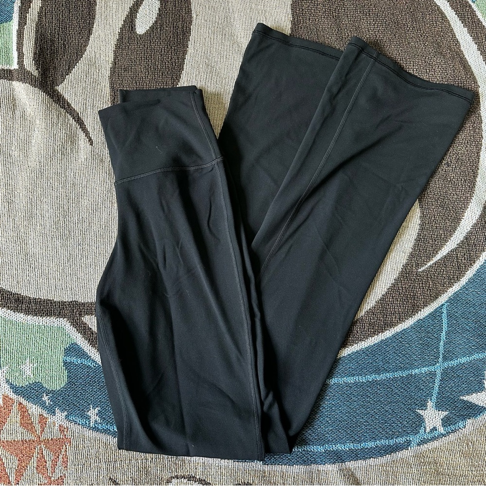 Like new Athleta slim pants XS